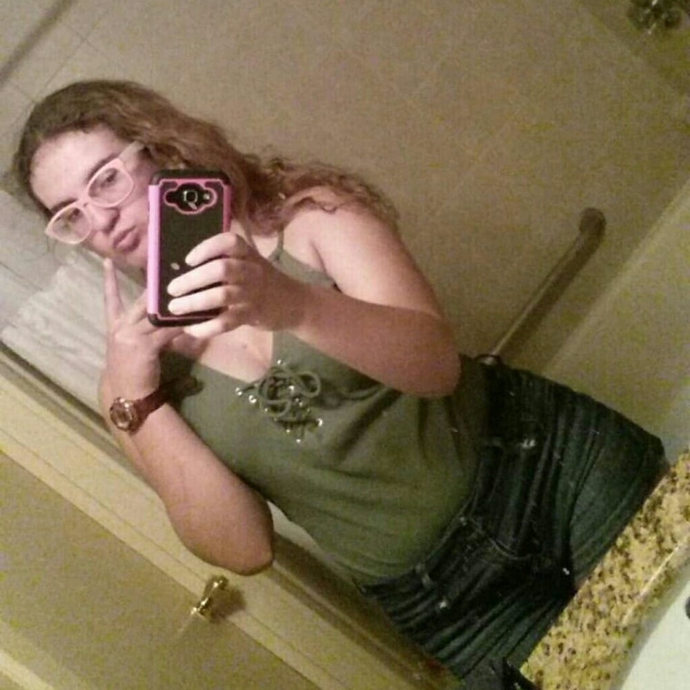 Meet your Posher, Nicki